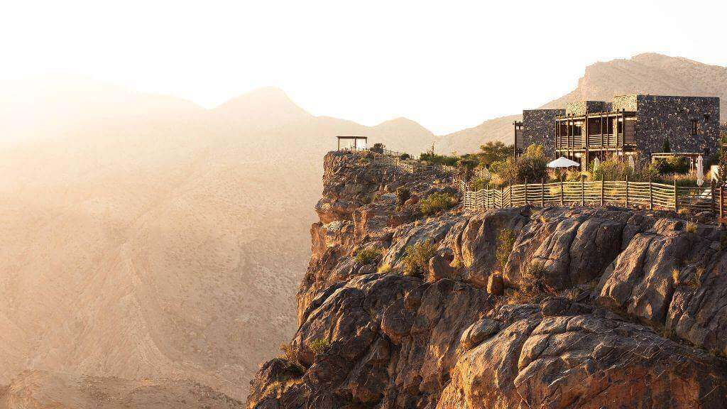 A Day Tour Program to Nizwa and Al Jabal Al Akhdar